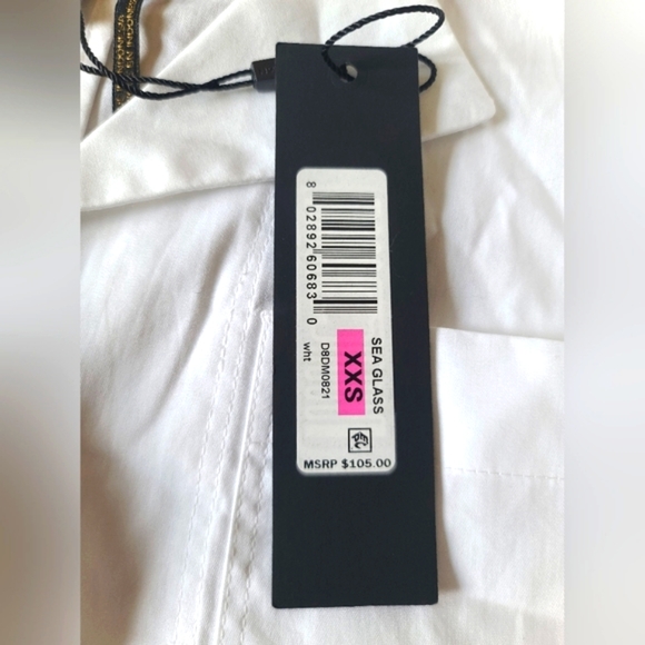 NWT Donna Karan New York white, bottom down shirt. - Picture 4 of 9